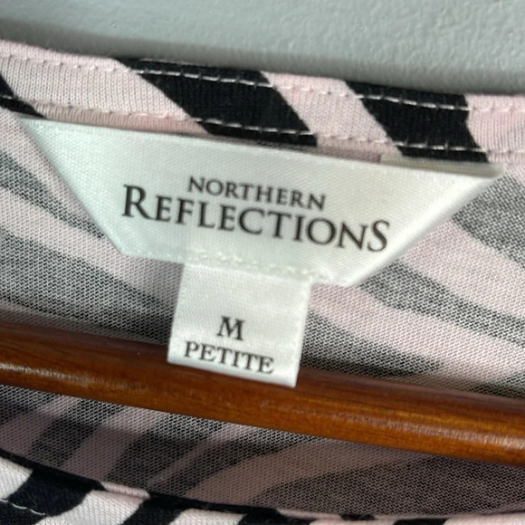 NORTHERN REFLECTIONS NWOT Pale Pink Black Zebra Print Pullover Top 3/4 Sleeve M - Picture 7 of 11